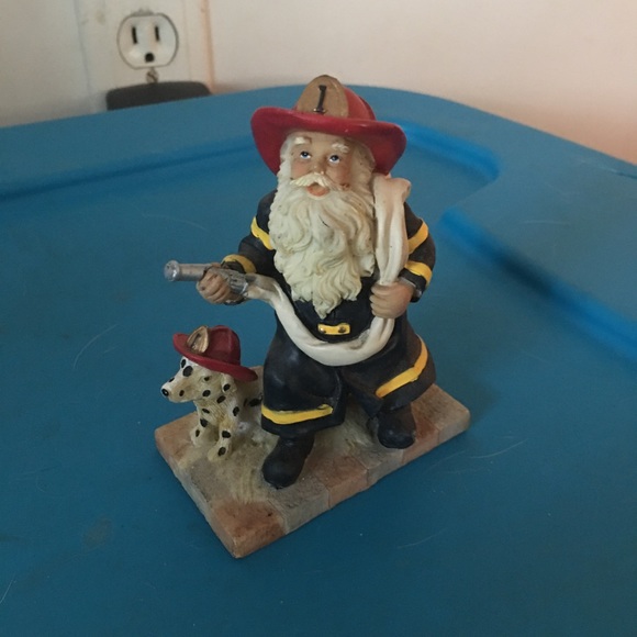 Christmas fireman Santa with Dalmatian - Picture 1 of 4